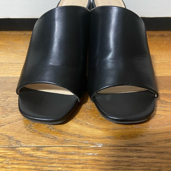 Adrienne Vittadini Black Women's Slide Sandals - Picture 2 of 8